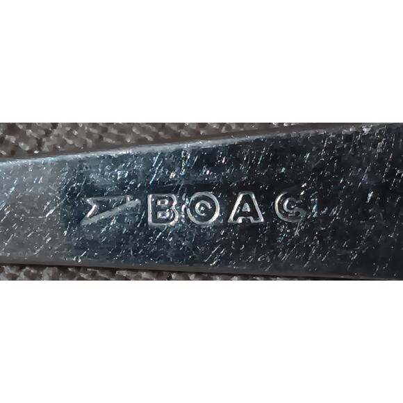 BOAC Flatware & Knives (6 Total) Forks Have 3 Tynes British Overseas Airlines - Picture 8 of 9